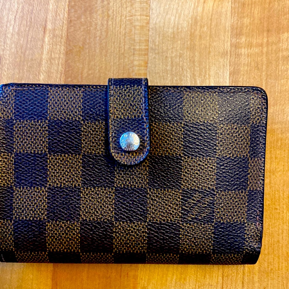 Authentic Louis Vuitton French purse wallet